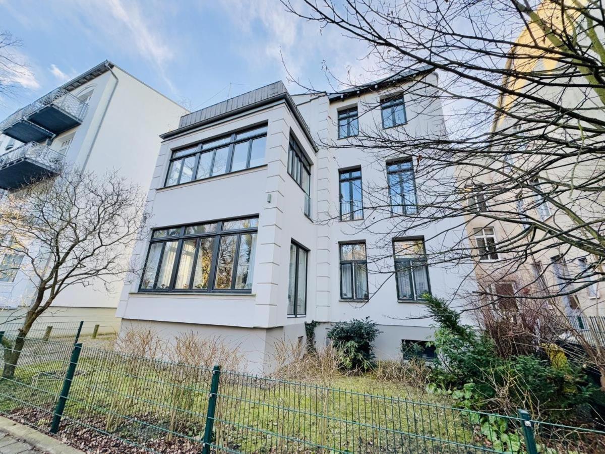 Windfluechter Am Kurpark * Rostock