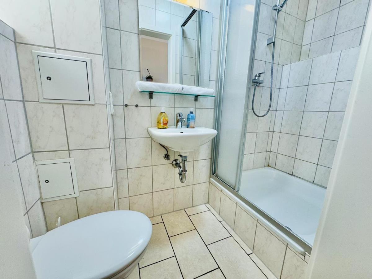 Windfluechter Am Kurpark * Rostock